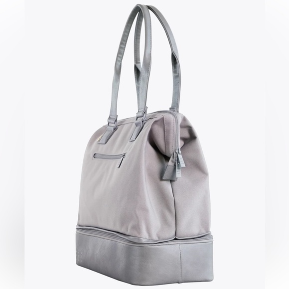 BNWT BEIS The Convertible Mini Weekender - Picture 2 of 7